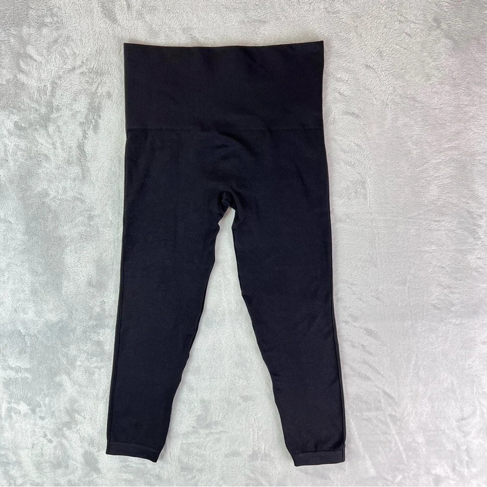 SPANX by Sarah Blakely Leggings Body Shaping Black Size Medium Cropped Stretchy